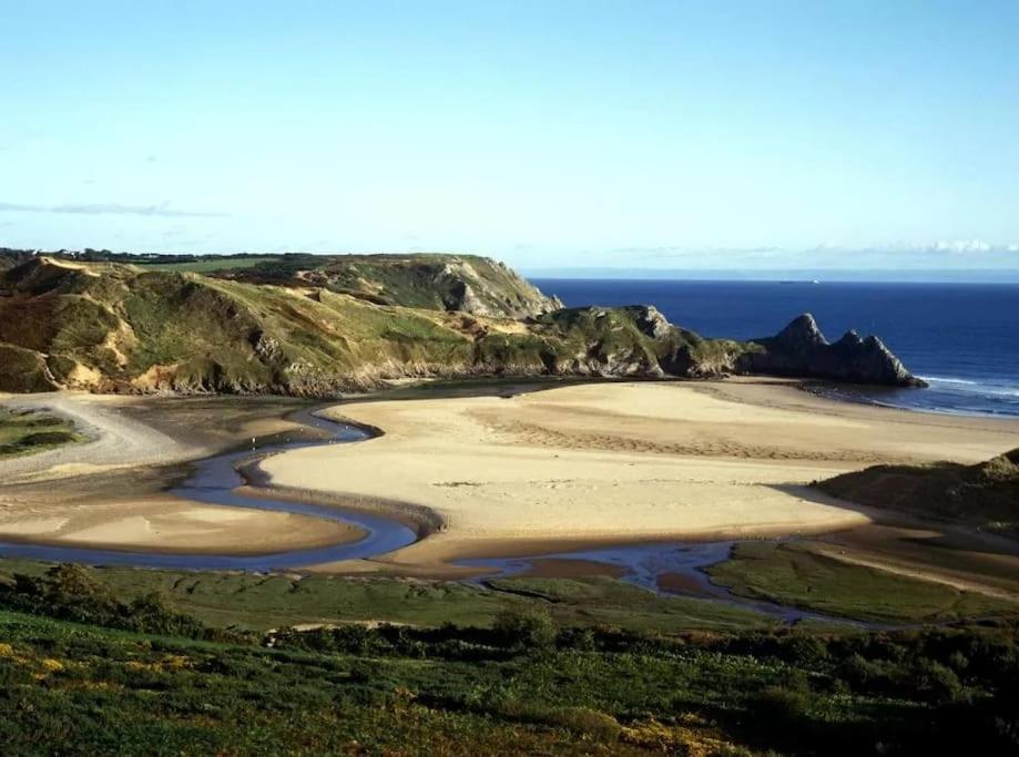 Luxe Living Guest House-Sleeps 6-Private Parking-Free Wifi-Beach-City Swansea Eksteriør bilde